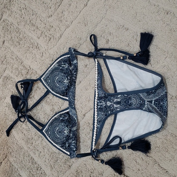 VENUS Other - NWOT VENUS BIKINI!